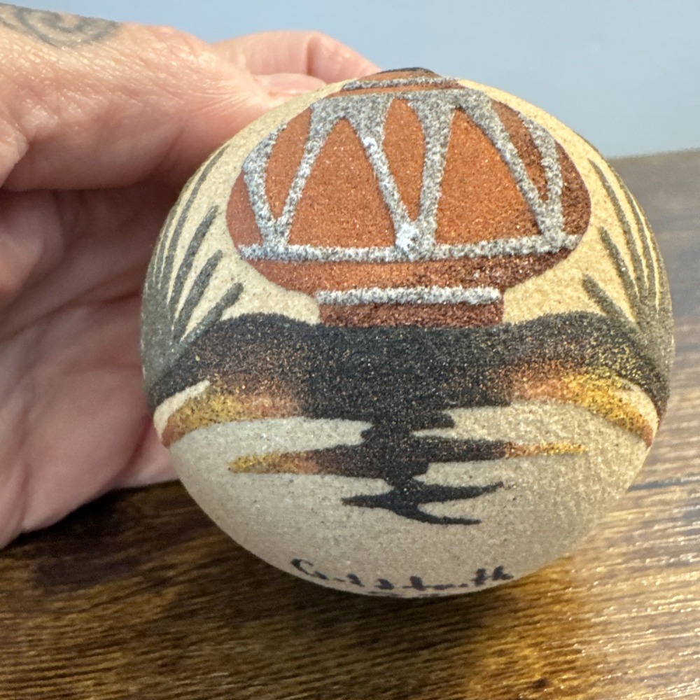VTG Hand Made SouthWest Hanging Mini Seed Pot Pottery Ornament Signed 90s - Picture 3 of 8